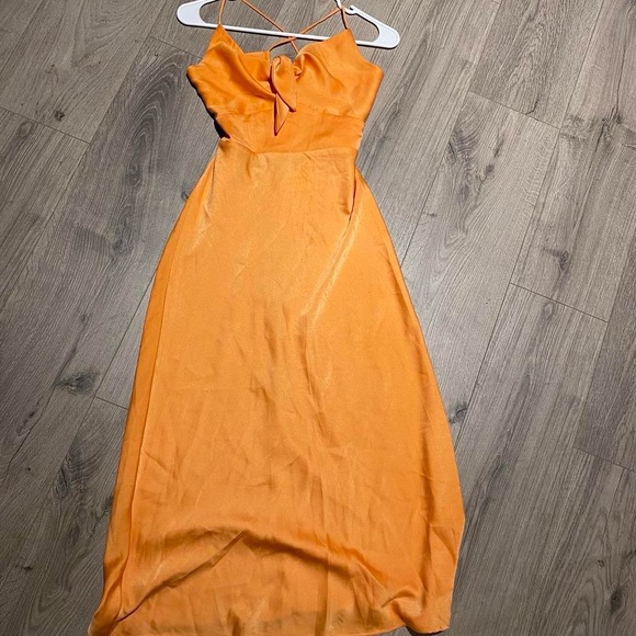 Hello Molly satin midi Dress, size M - Picture 4 of 8